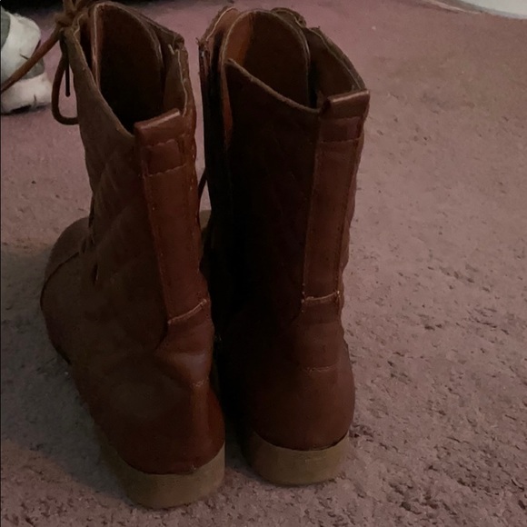 Women’s lace up combat boots - Picture 3 of 3